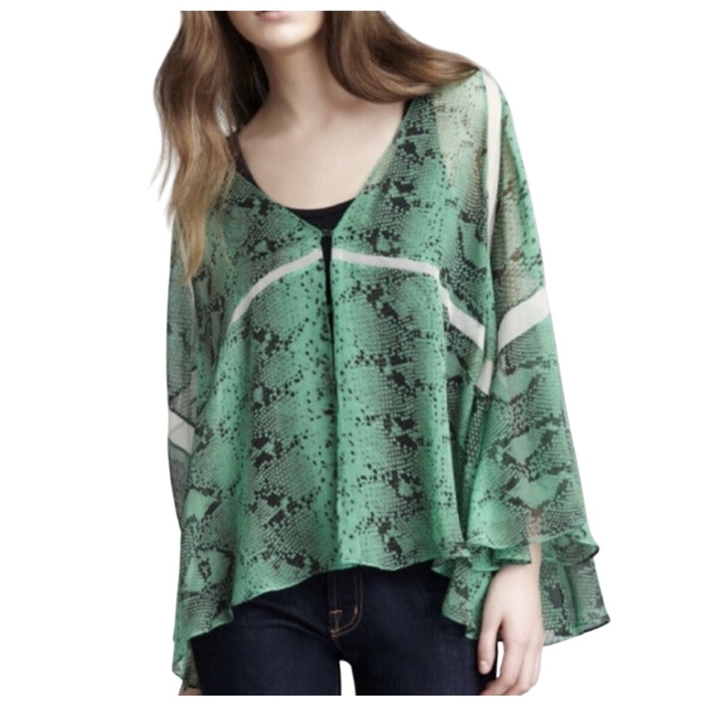 Elizabeth and James‎ Sasha Kimono Green Snake Print Silk Blouse Size M